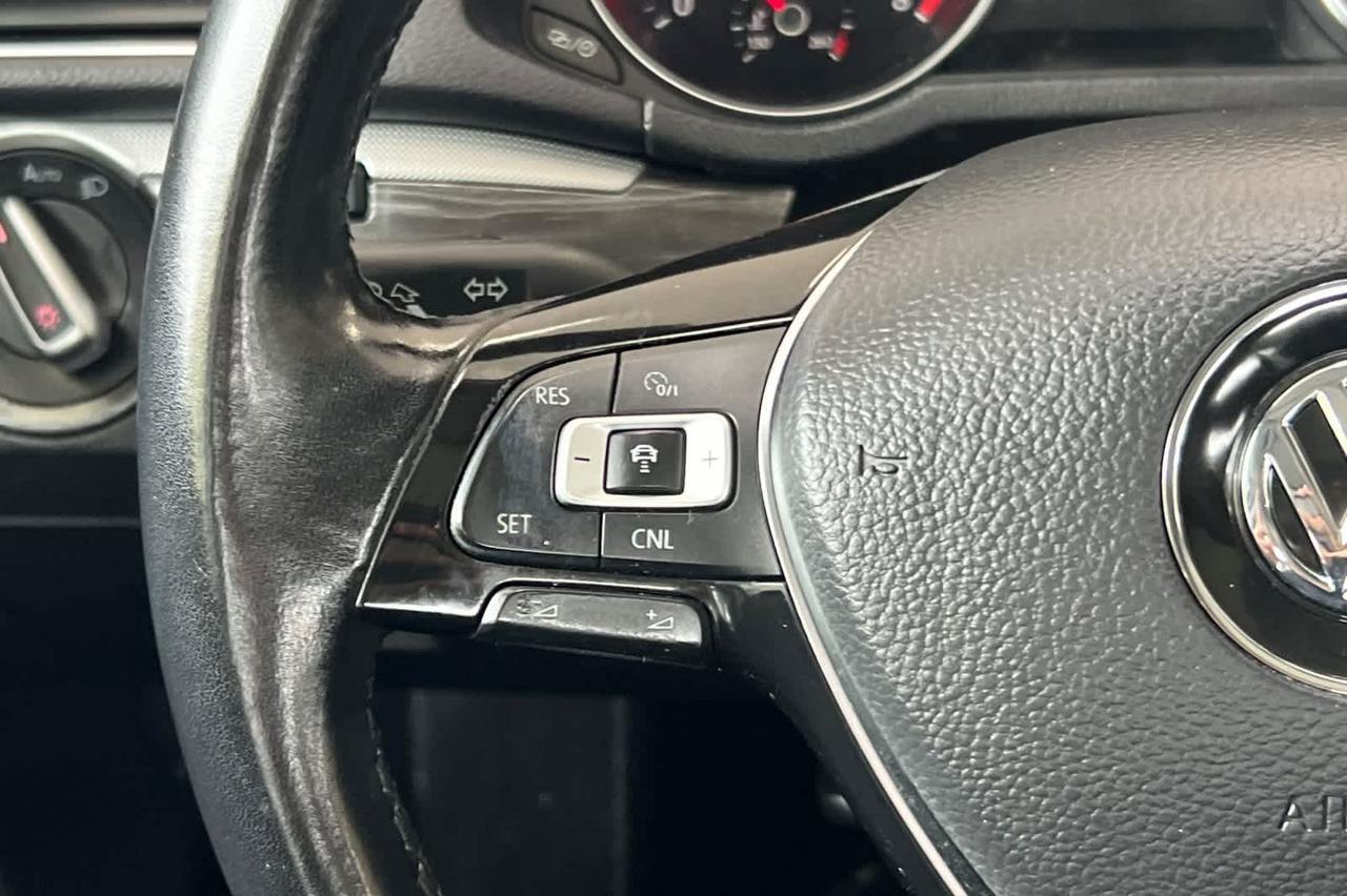 2018 Volkswagen Passat 2.0T SE w/Technology Roseville CA