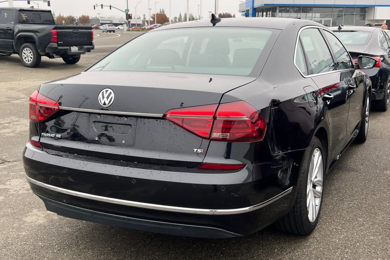 2018 Volkswagen Passat 2.0T SE w/Technology