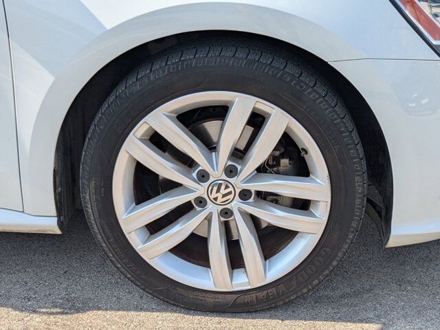 2018 Volkswagen Passat 2.0T SE w/Technology San Antonio TX