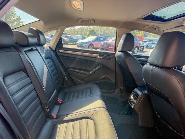 2018 Volkswagen Passat 2.0T SEL Premium Conover NC