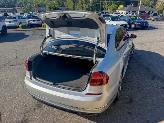 2018 Volkswagen Passat R-Line Conover NC