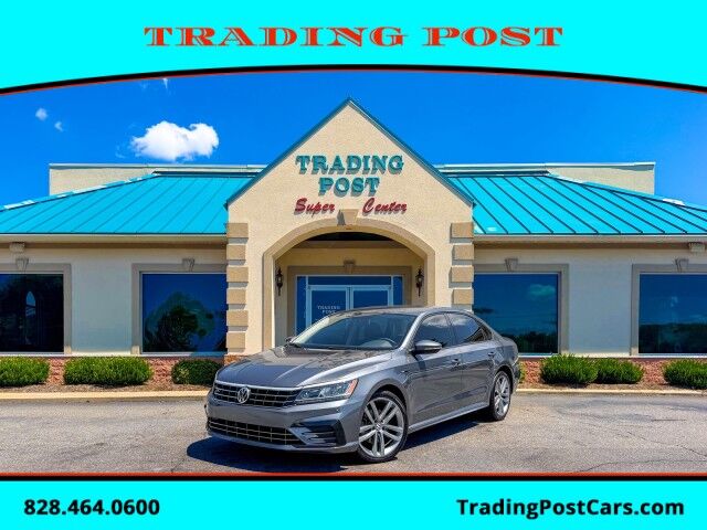 2018 Volkswagen Passat R-Line