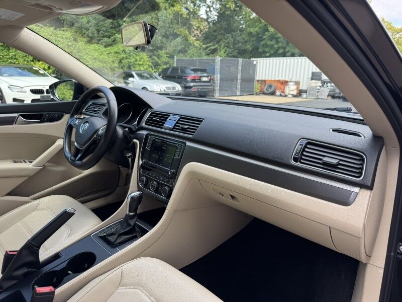 2018 Volkswagen Passat R-Line Willow Grove PA