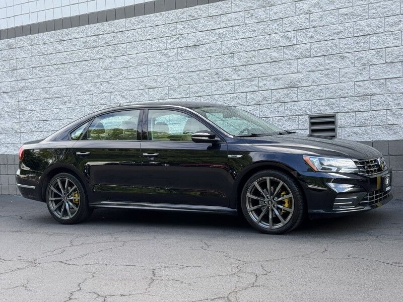 2018 Volkswagen Passat R-Line Willow Grove PA