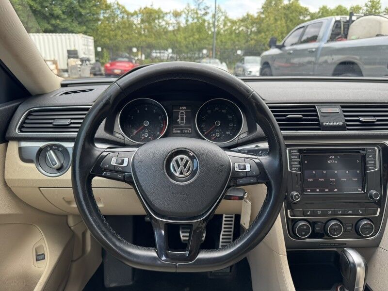 2018 Volkswagen Passat R-Line Willow Grove PA