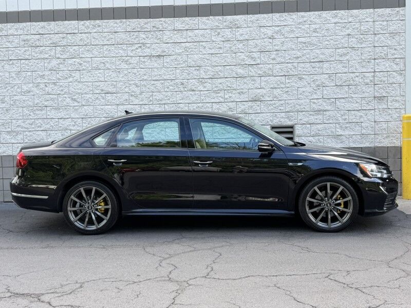 2018 Volkswagen Passat R-Line Willow Grove PA