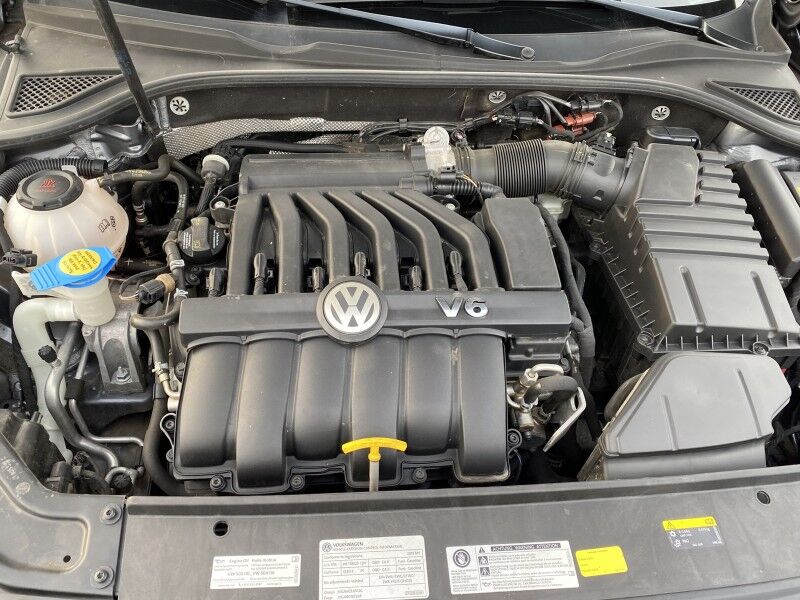 2018 Volkswagen Passat V6 GT Bristol  PA