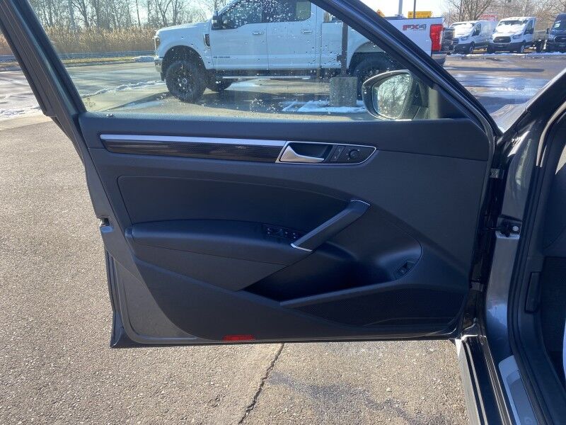 2018 Volkswagen Passat V6 GT Bristol  PA