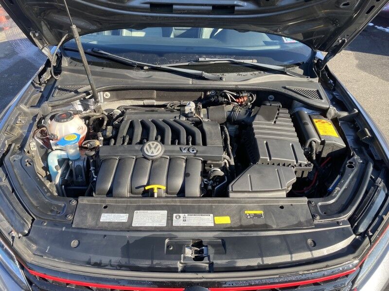 2018 Volkswagen Passat V6 GT Bristol  PA