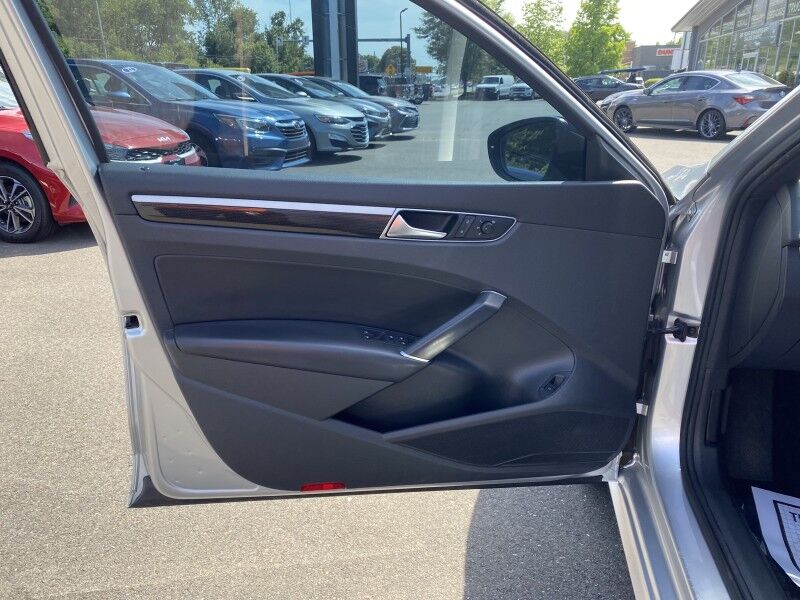 2018 Volkswagen Passat V6 GT Bristol  PA