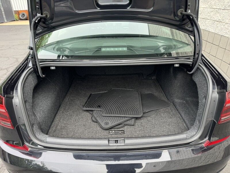 2018 Volkswagen Passat V6 GT Willow Grove PA