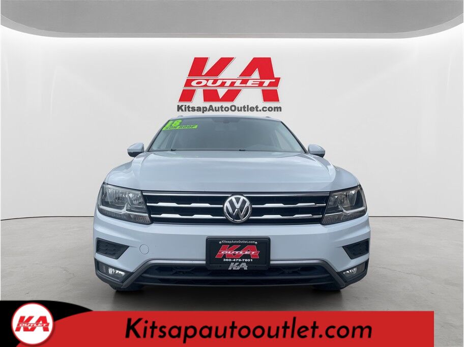 2018 Volkswagen Tiguan 2.0T SEL 4MOTION Sport Utility 4D