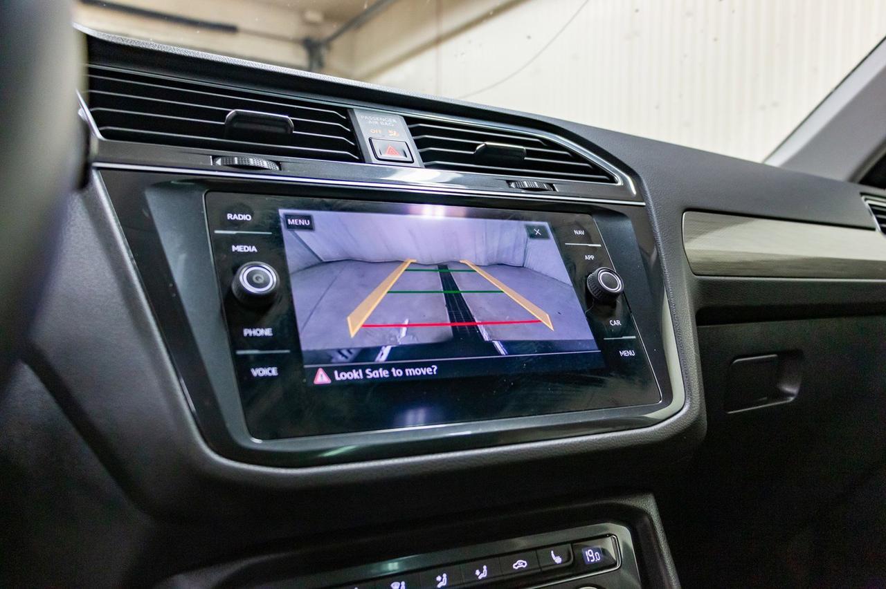 2018 Volkswagen Tiguan 4Motion Comfortline Leather Roof Nav Red Deer AB