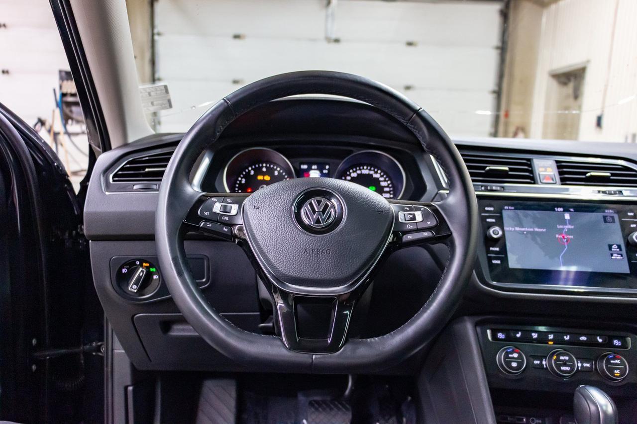 2018 Volkswagen Tiguan 4Motion Comfortline Leather Roof Nav Red Deer AB