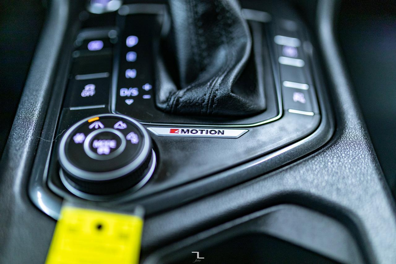 2018 Volkswagen Tiguan 4Motion Highline Leather Roof Nav BCam Red Deer AB