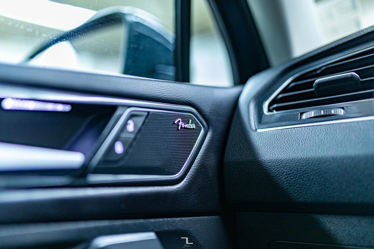 2018 Volkswagen Tiguan 4Motion Highline Leather Roof Nav BCam Red Deer AB