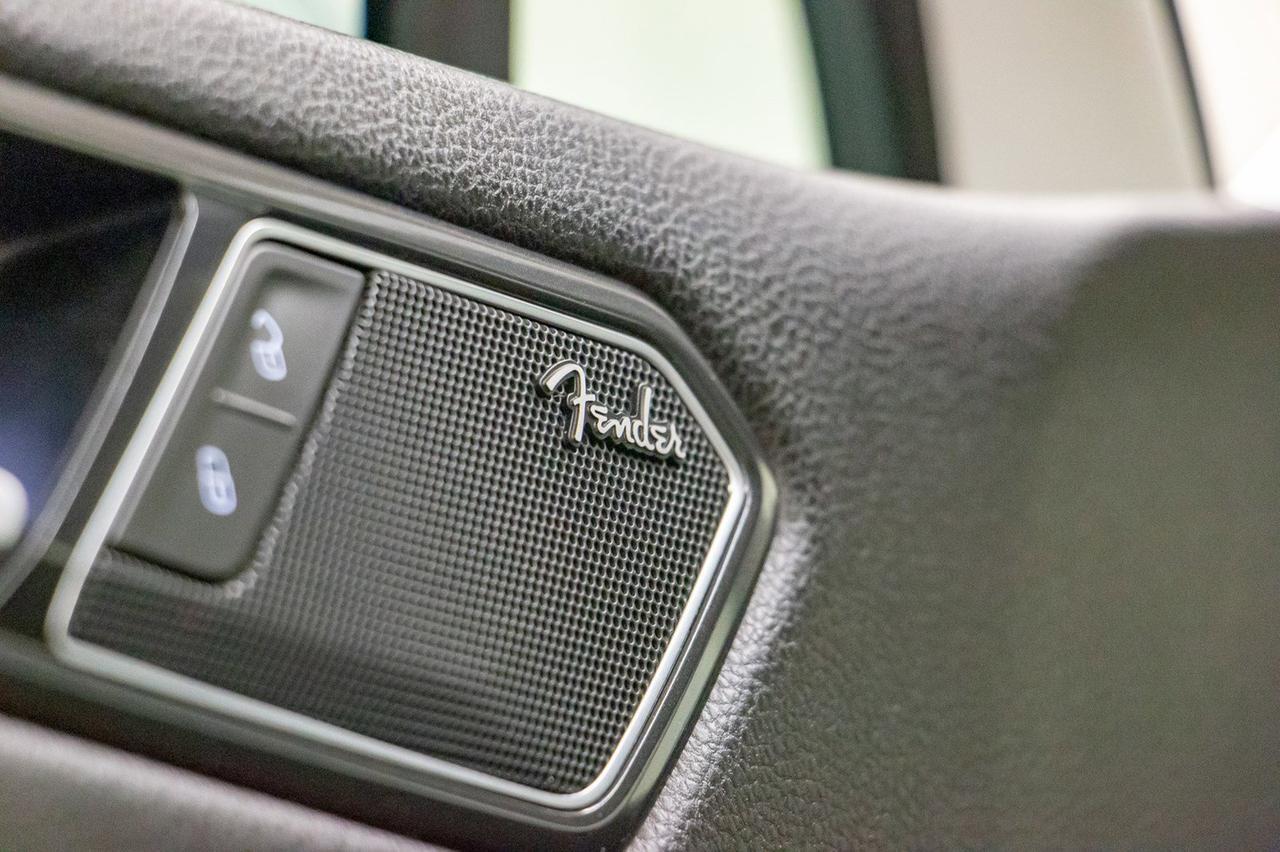 2018 Volkswagen Tiguan AWD Highline Leather Roof Nav Red Deer AB