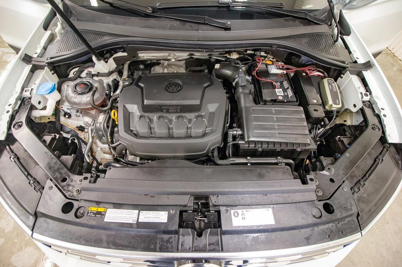 2018 Volkswagen Tiguan AWD Highline Leather Roof Nav Red Deer AB