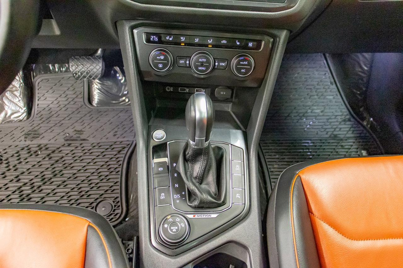 2018 Volkswagen Tiguan AWD Highline Leather Roof Nav Red Deer AB