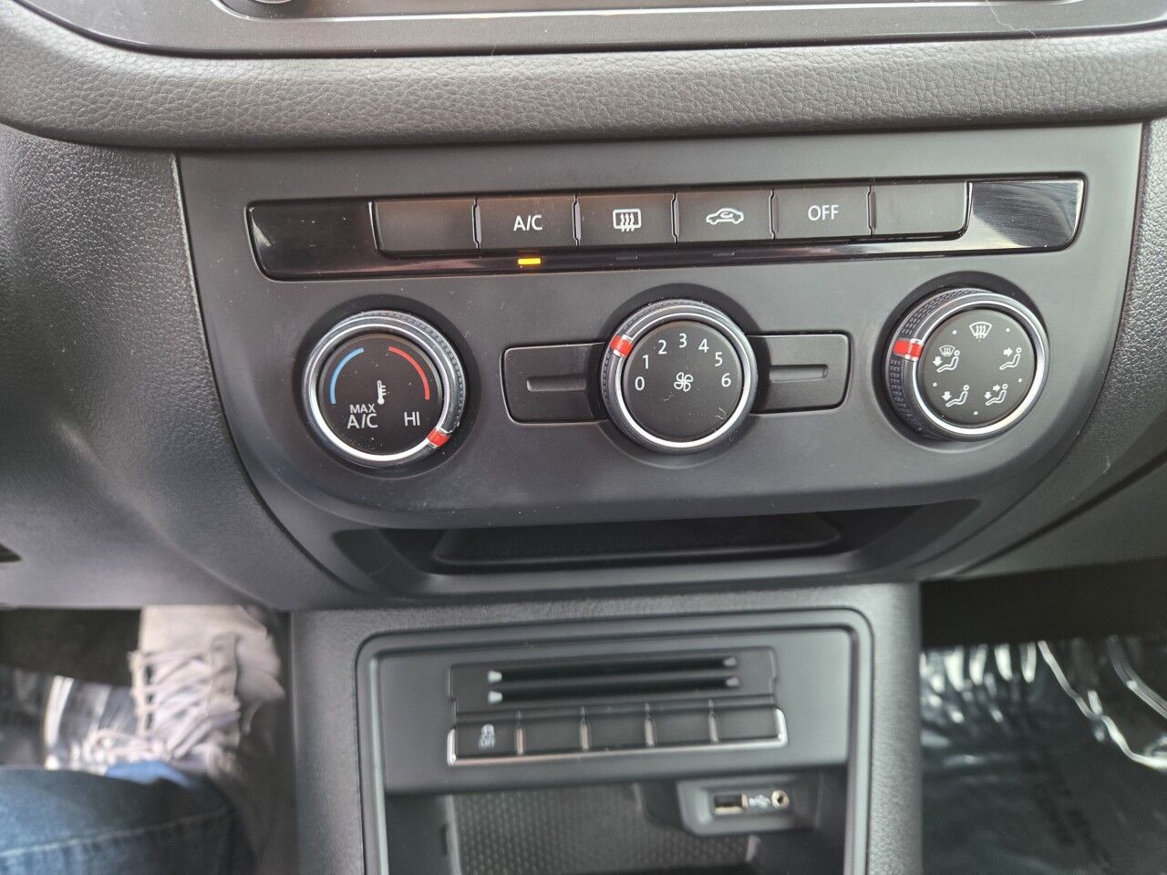 2018 Volkswagen Tiguan Limited Charlton MA