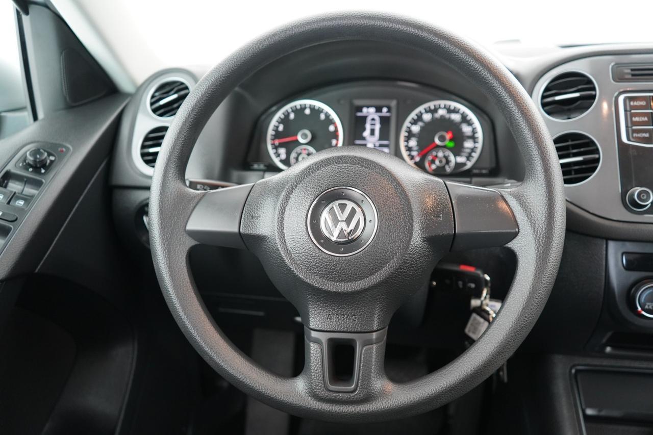2018 Volkswagen Tiguan Limited 2.0T AUTOMATIC REAR CAMERA BLUETOOTH REMOTE KEYLESS ENTRY ALLOY WHEELS Carrollton TX