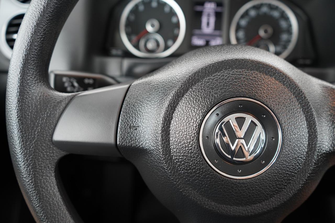 2018 Volkswagen Tiguan Limited 2.0T AUTOMATIC REAR CAMERA BLUETOOTH REMOTE KEYLESS ENTRY ALLOY WHEELS Carrollton TX