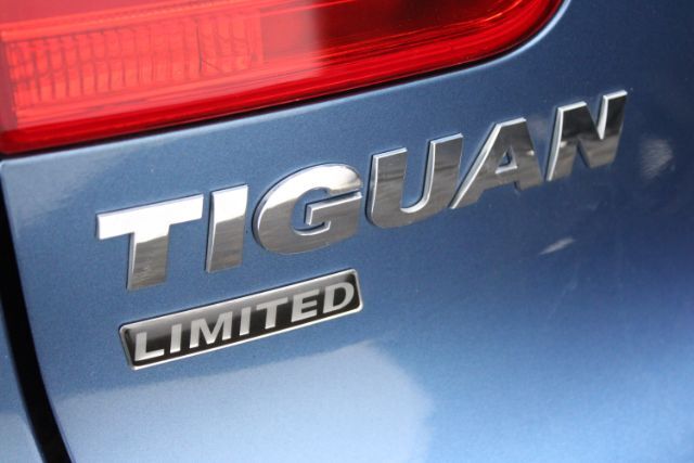 2018 Volkswagen Tiguan Limited 2.0T Chantilly VA