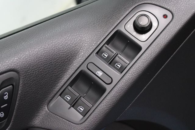 2018 Volkswagen Tiguan Limited 2.0T Chantilly VA