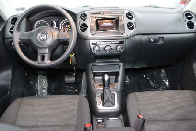 2018 Volkswagen Tiguan Limited 2.0T