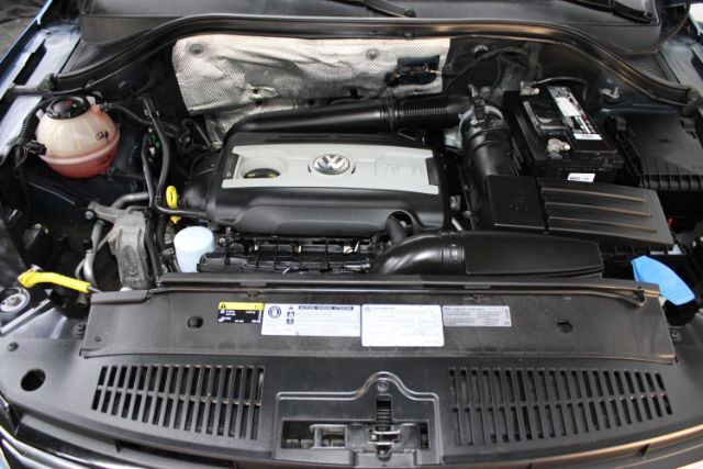 2018 Volkswagen Tiguan Limited 2.0T Chantilly VA