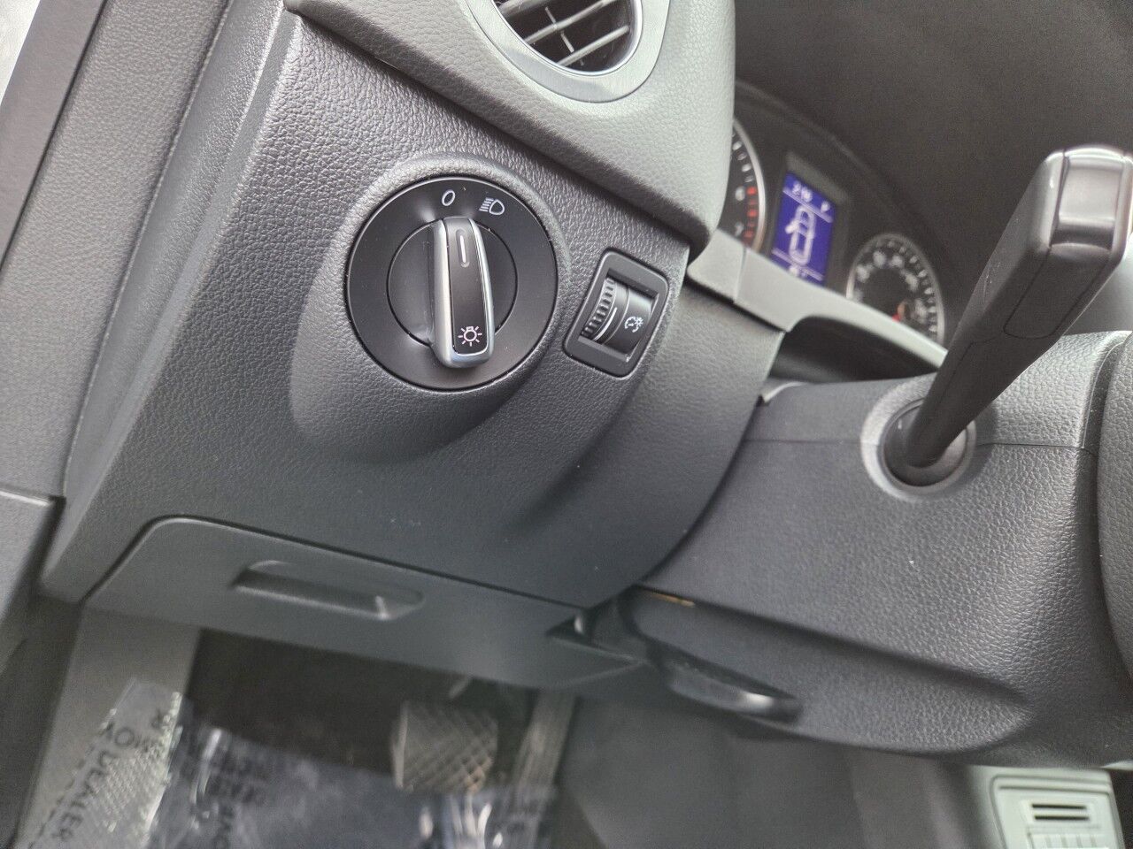 2018 Volkswagen Tiguan Limited Limited Charlton MA