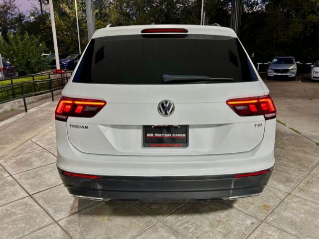 2018 Volkswagen Tiguan S 76,263 mi.
