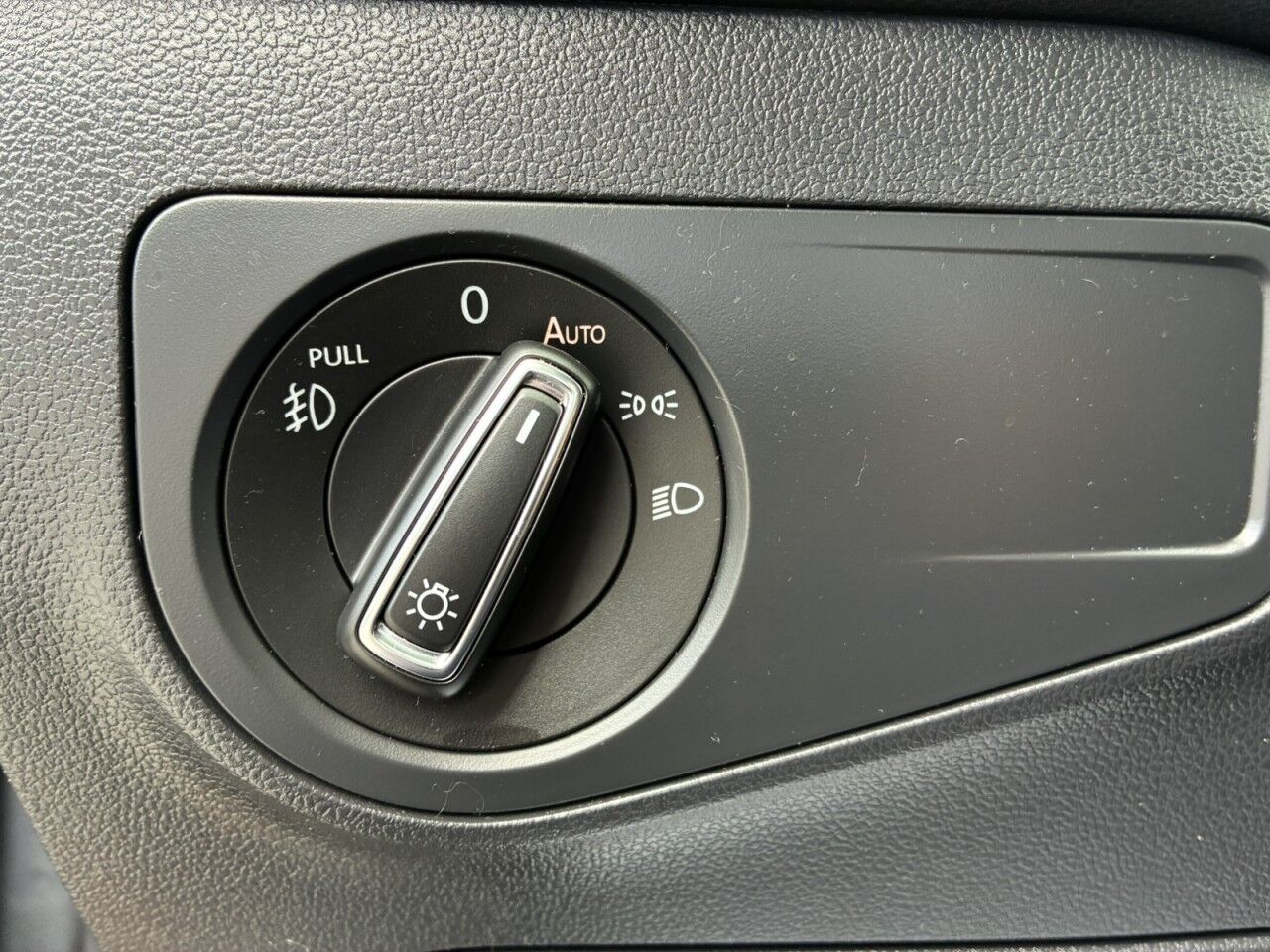 2018 Volkswagen Tiguan SEL Charlton MA