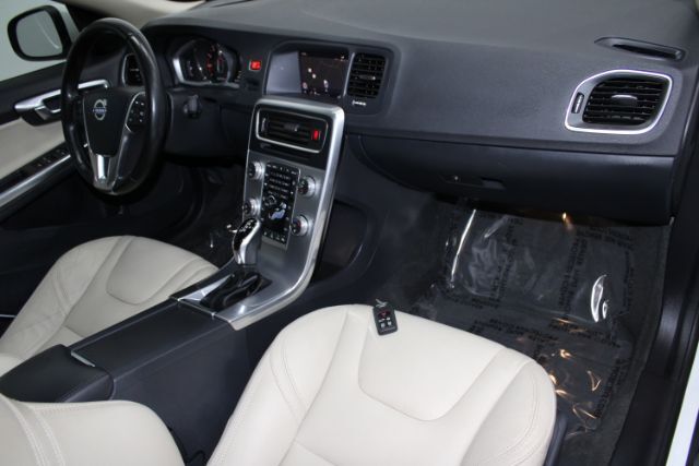 2018 Volvo S60 T5 Dynamic Chantilly VA