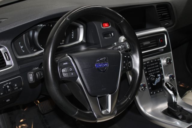 2018 Volvo S60 T5 Dynamic Chantilly VA