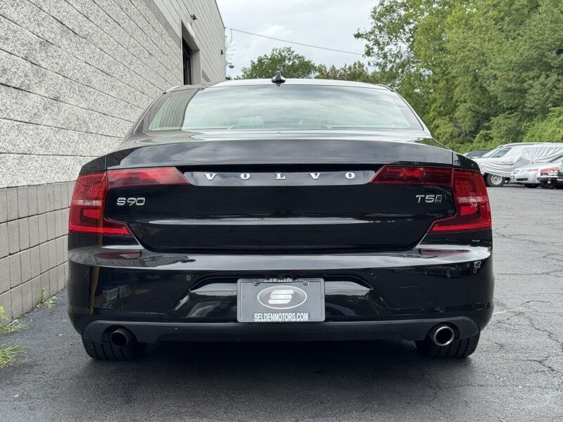 2018 Volvo S90 Momentum Willow Grove PA