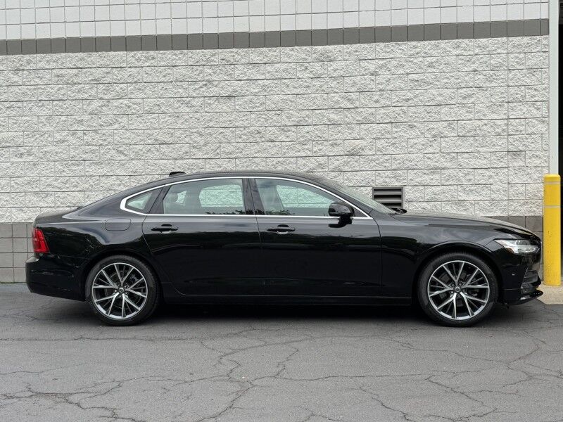 2018 Volvo S90 Momentum Willow Grove PA