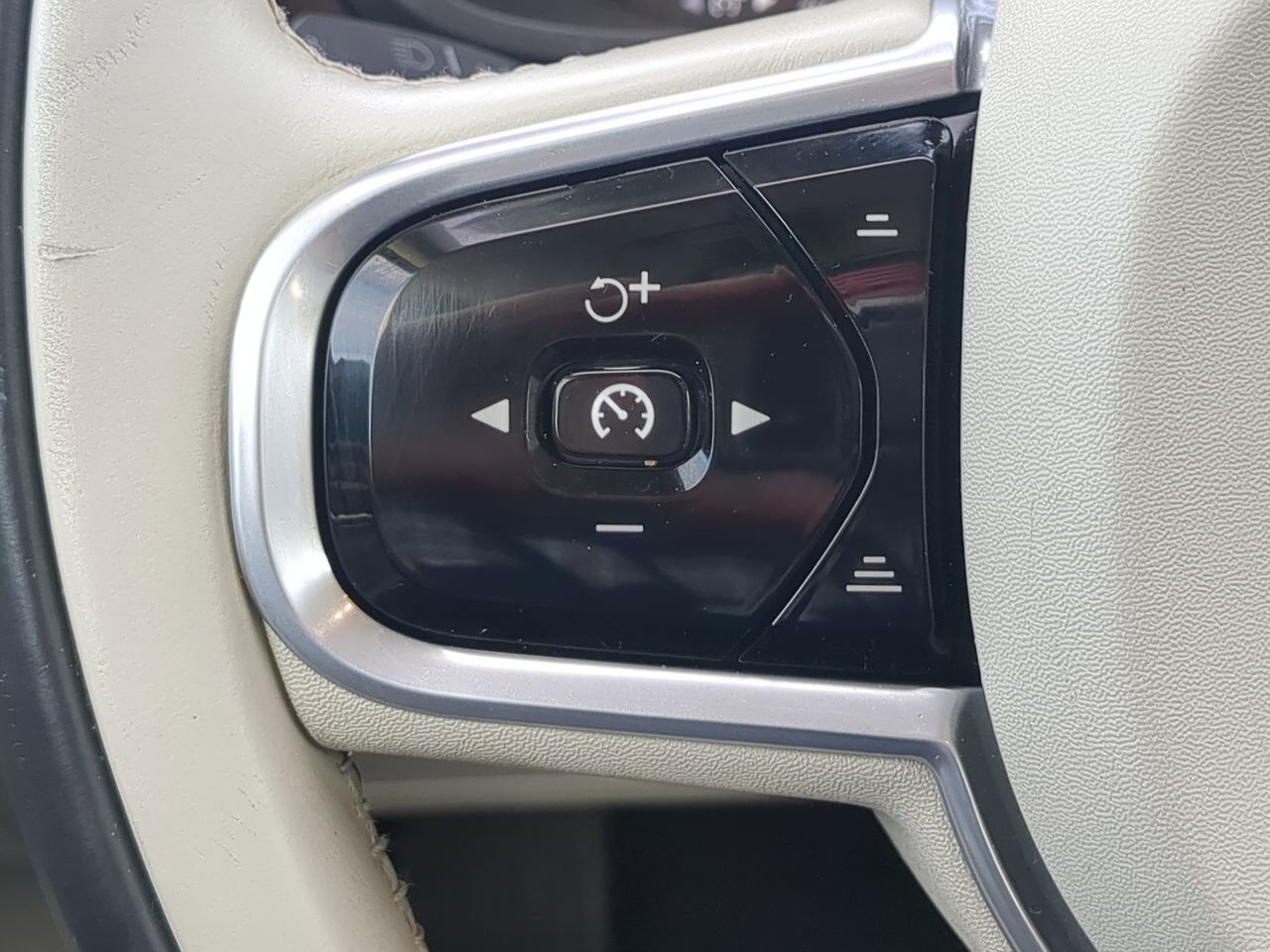 2018 Volvo S90 Momentum Winder GA