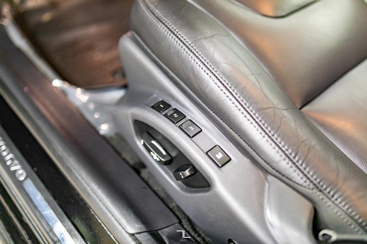 2018 Volvo V60 AWD T5 Dynamic Leather Roof Nav Red Deer AB