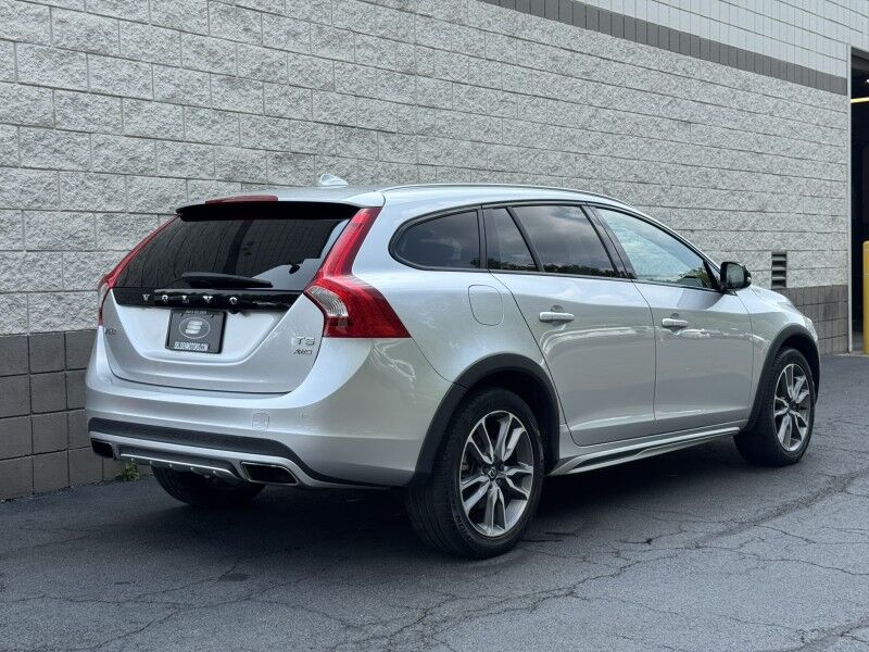 2018 Volvo V60 Cross Country  Willow Grove PA
