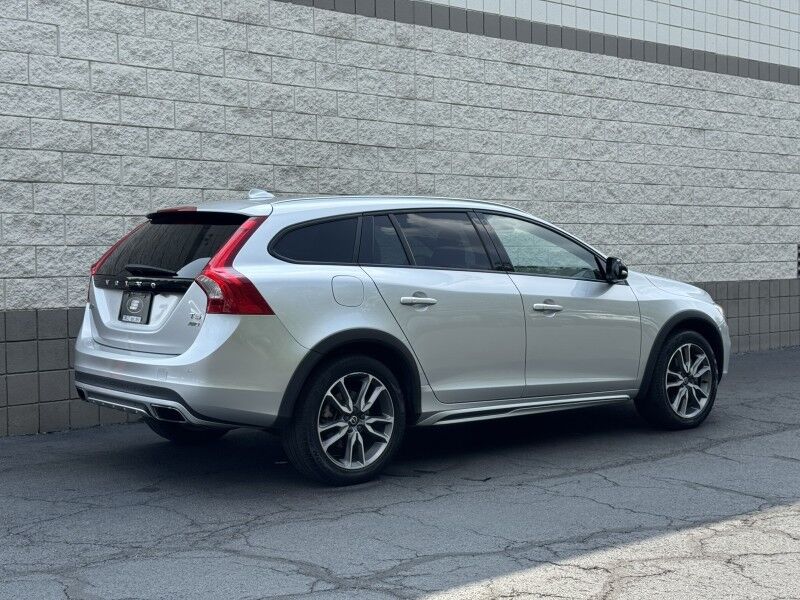 2018 Volvo V60 Cross Country  Willow Grove PA