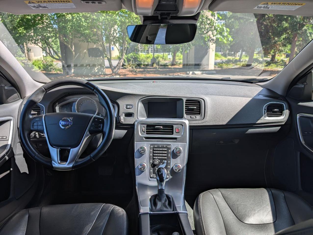 2018 Volvo V60 Cross Country T5 AWD | High Performance Audio, Blind Spot Information, Leather Heated Seats & Htd Wheel Portland OR