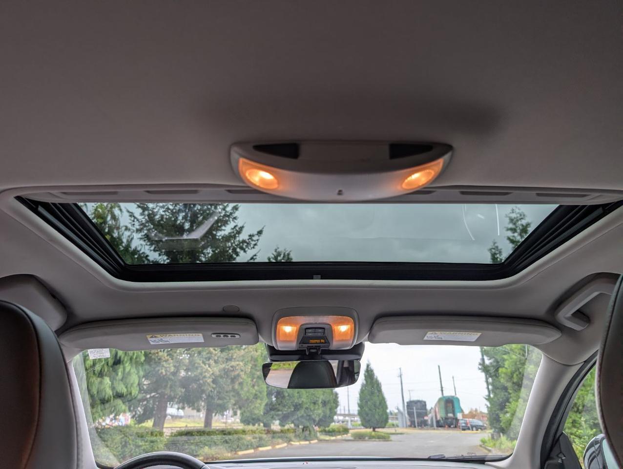 2018 Volvo V60 Cross Country T5 AWD Platinum | HK Premium Audio,  Adaptive Cruise, Auto Brake, Heated Seats & Wheel Portland OR