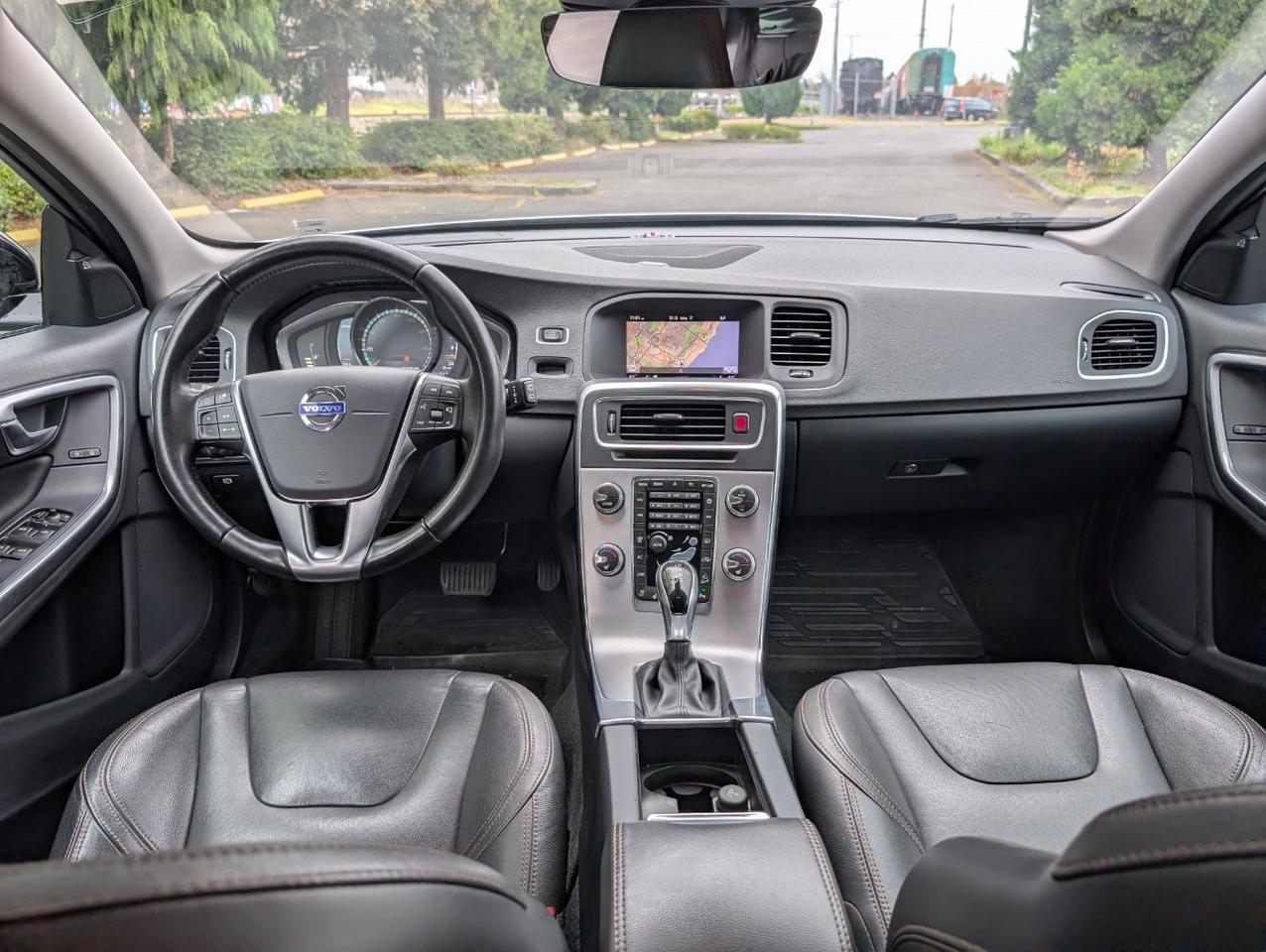 2018 Volvo V60 Cross Country T5 AWD Platinum | HK Premium Audio, Tech &amp; Convenience Pkg, Heated Seat Portland OR