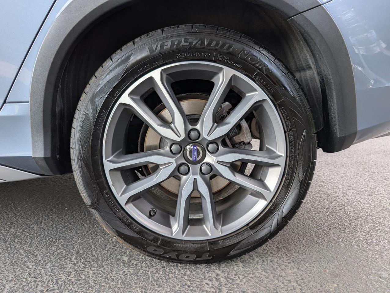 2018 Volvo V60 Cross Country T5 AWD w/High Performance Audio, Lane Keep, Cross Traffic Alert, Back up Ca Portland OR