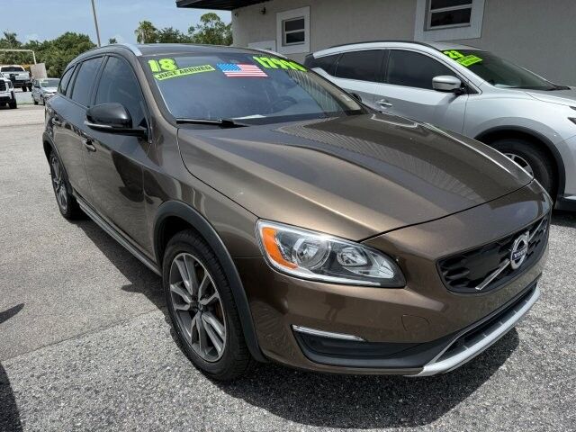 2018 Volvo V60 Cross Country T5