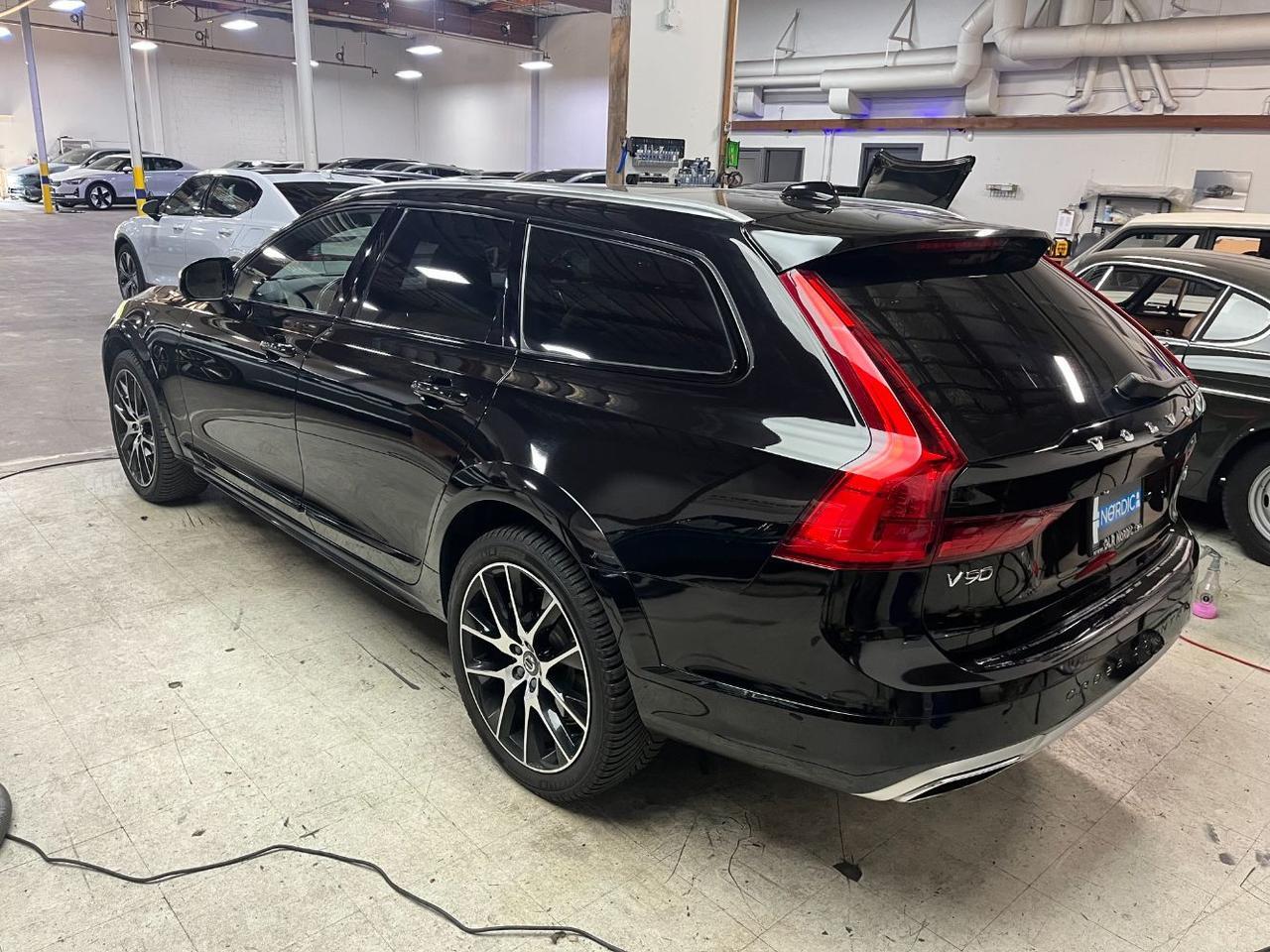 2018 Volvo V90 Cross Country LUX T6 AWD | Bowers &amp; Wilkins, Pilot Assist, Massage Seats * Portland OR