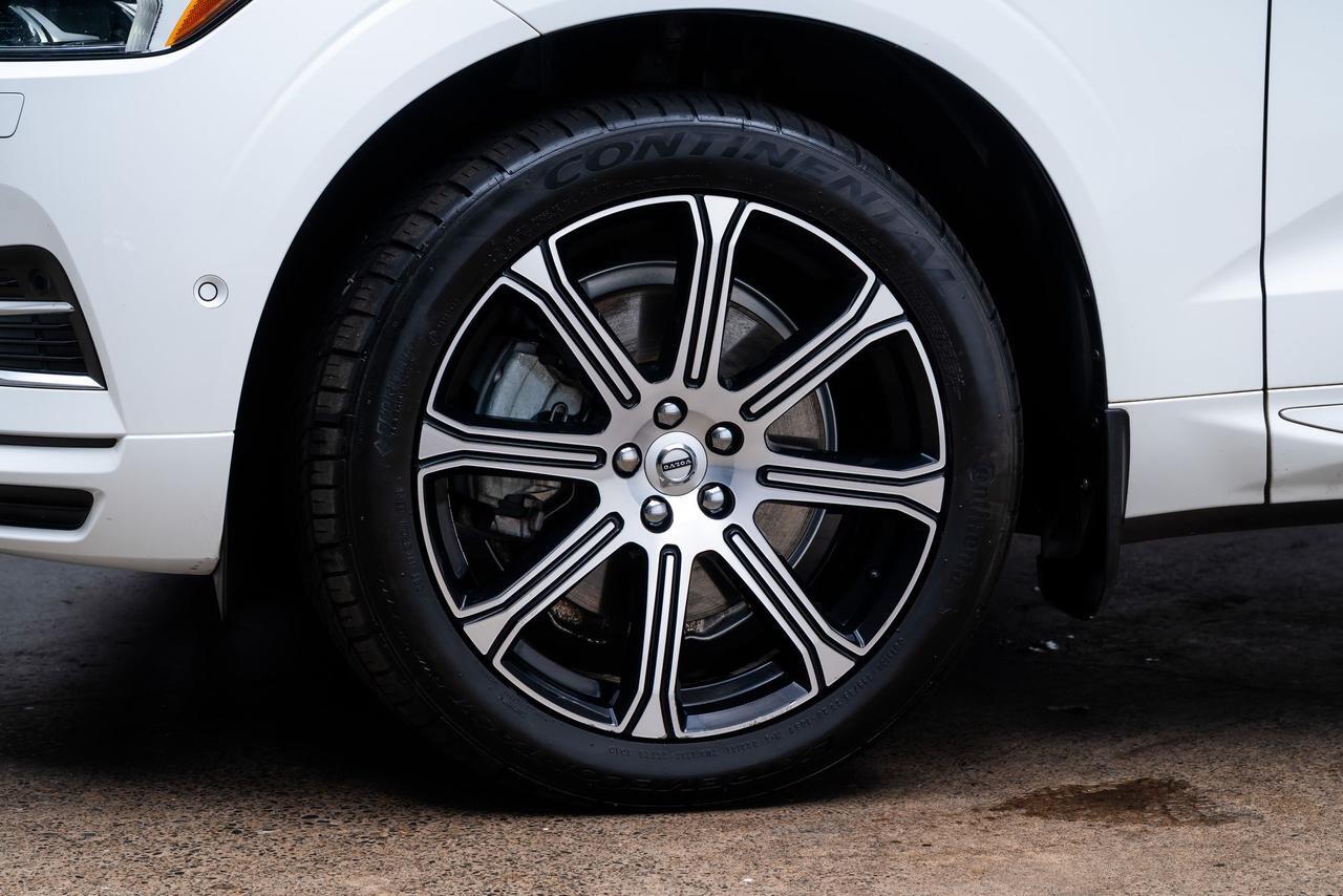2018 Volvo XC60 Hybrid T8 Inscription AWD Bowers &amp; Wilkins Portland OR