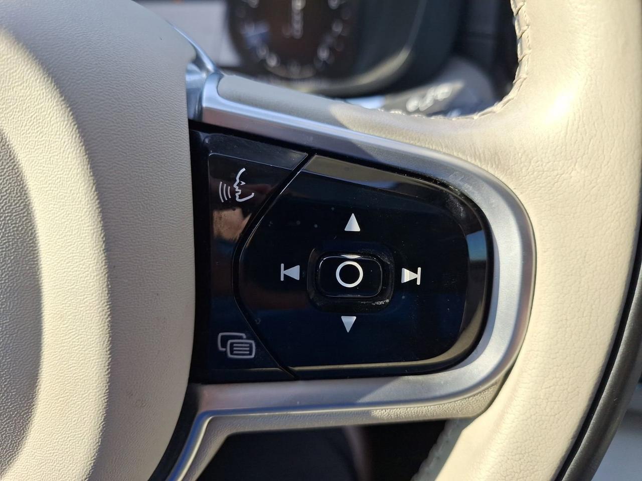 2018 Volvo XC60 Inscription Hurst TX