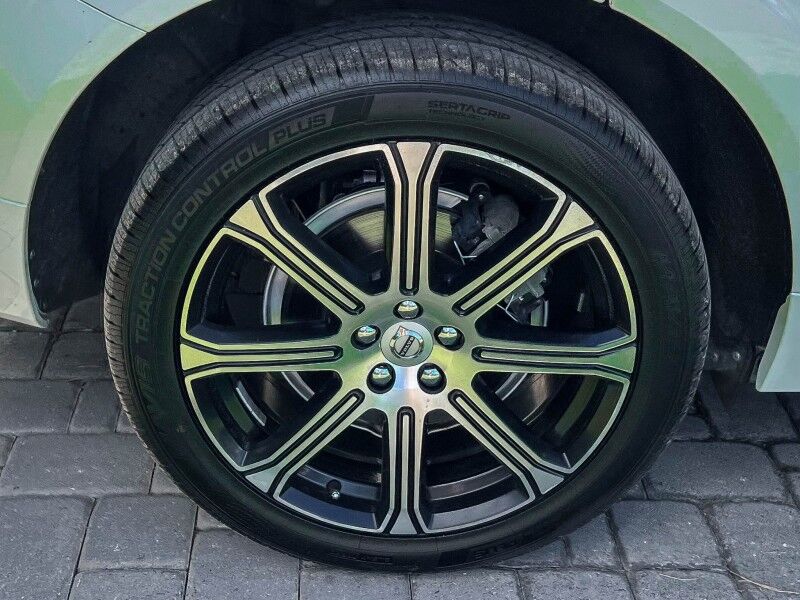 2018 Volvo XC60 Inscription Wilmington NC